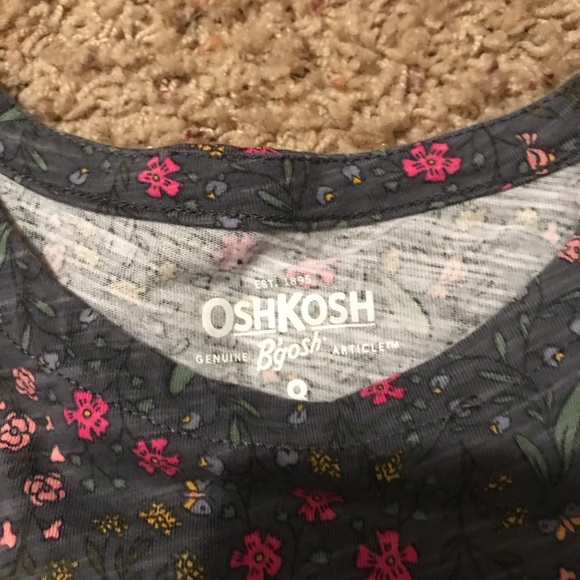 Little girls outfit - Picture 2 of 4